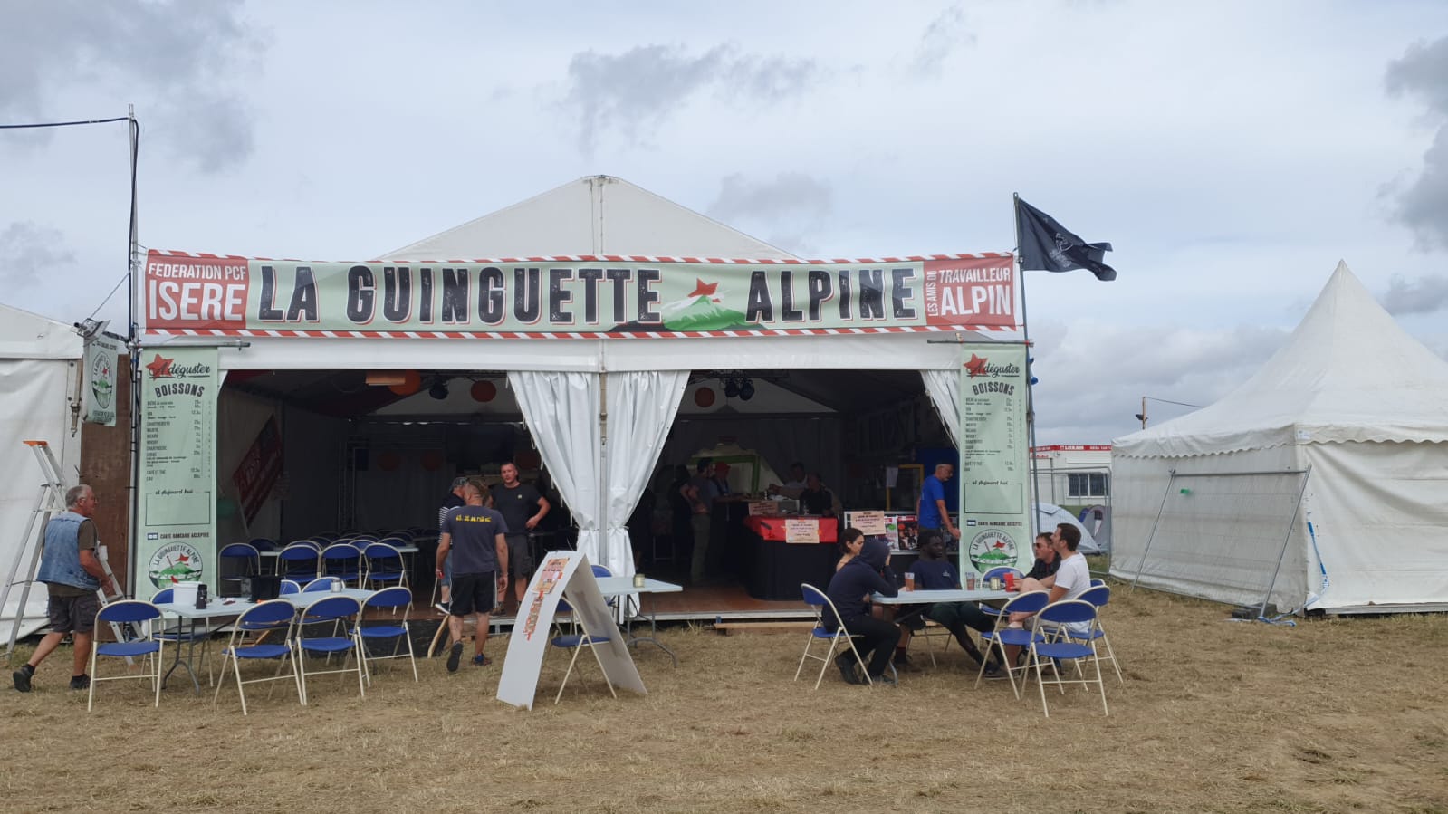 Le bar de la guinguette